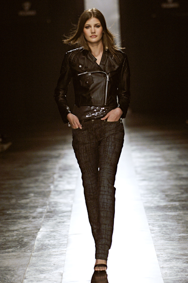 desfiles-zoomp-saopauloinverno2006rtw-142