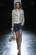 desfiles-zoomp-saopauloinverno2006rtw-152