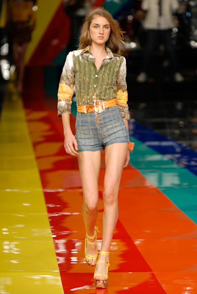 desfiles-cantao-rioverao2007rtw-103