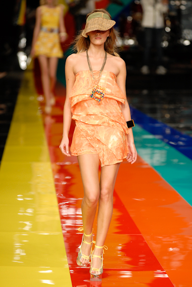 desfiles-cantao-rioverao2007rtw-121
