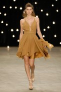 desfiles-eduardosuppes-rioverao2007rtw-100