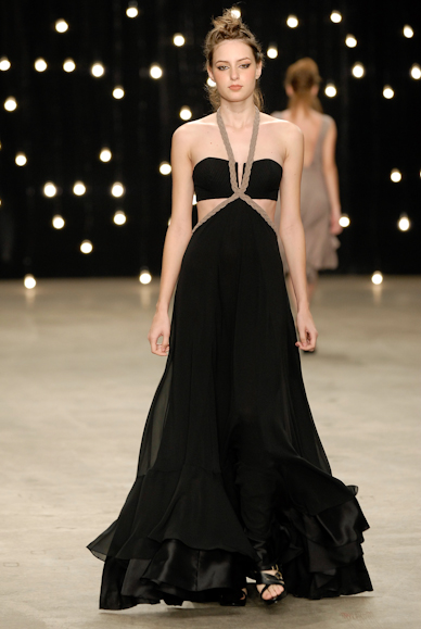 desfiles-eduardosuppes-rioverao2007rtw-119