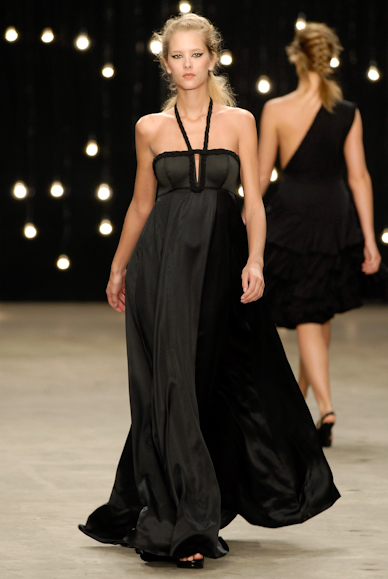 desfiles-eduardosuppes-rioverao2007rtw-135