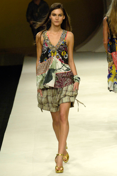 desfiles-colcci-rioverao2007rtw-124