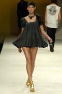 desfiles-colcci-rioverao2007rtw-143
