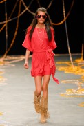 desfiles-julianajabour-rioverao2007rtw-100