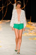 desfiles-julianajabour-rioverao2007rtw-119