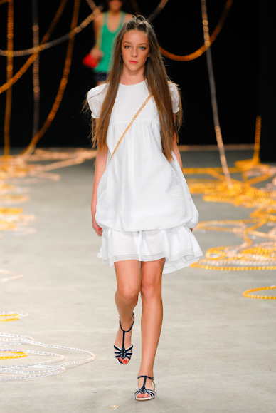 desfiles-julianajabour-rioverao2007rtw-122