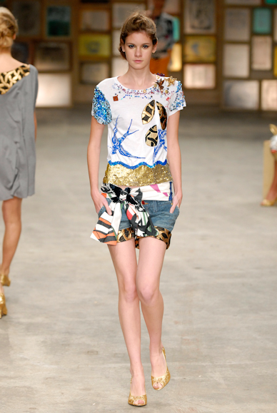 desfiles-theodora-rioverao2007rtw-121