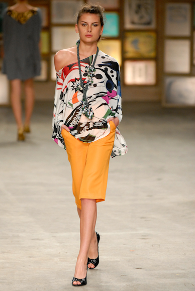 desfiles-theodora-rioverao2007rtw-122