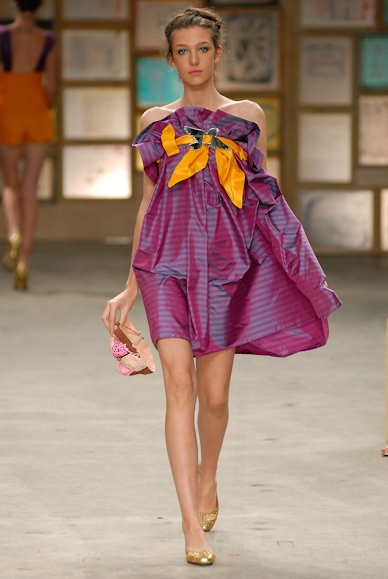 desfiles-theodora-rioverao2007rtw-126