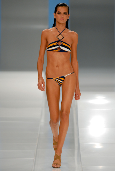 desfiles-lenny-rioverao2007rtw-100