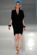 desfiles-lenny-rioverao2007rtw-113