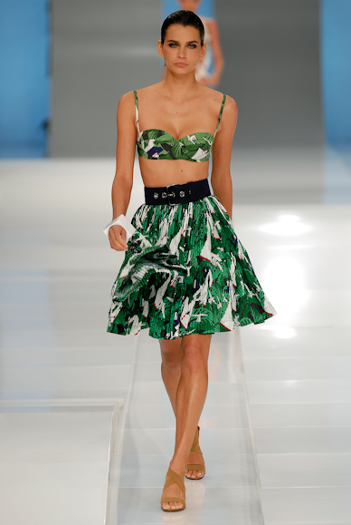desfiles-lenny-rioverao2007rtw-137