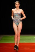 desfiles-luizabonadiman-rioverao2007rtw-101