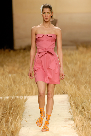 desfiles-mariabonitaextra-rioverao2007rtw-101