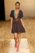 desfiles-mariabonitaextra-rioverao2007rtw-107