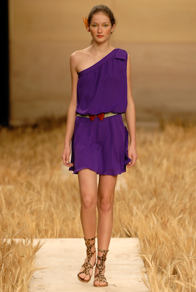desfiles-mariabonitaextra-rioverao2007rtw-124