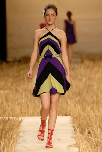 desfiles-mariabonitaextra-rioverao2007rtw-126