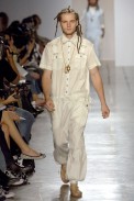 desfile-alexandreherchcovichmen-saopauloverao2007rtw-101