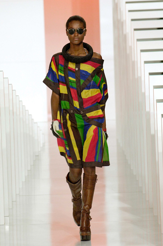 desfile-alexandreherchcovich-saopauloverao2007rtw-103