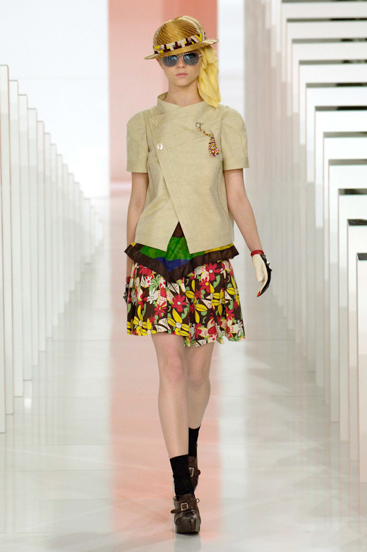 desfile-alexandreherchcovich-saopauloverao2007rtw-106