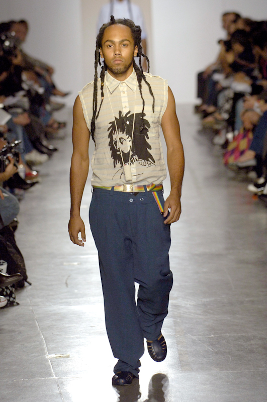 desfile-alexandreherchcovichmen-saopauloverao2007rtw-110