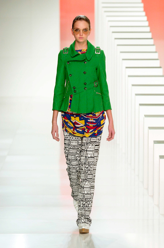 desfile-alexandreherchcovich-saopauloverao2007rtw-118