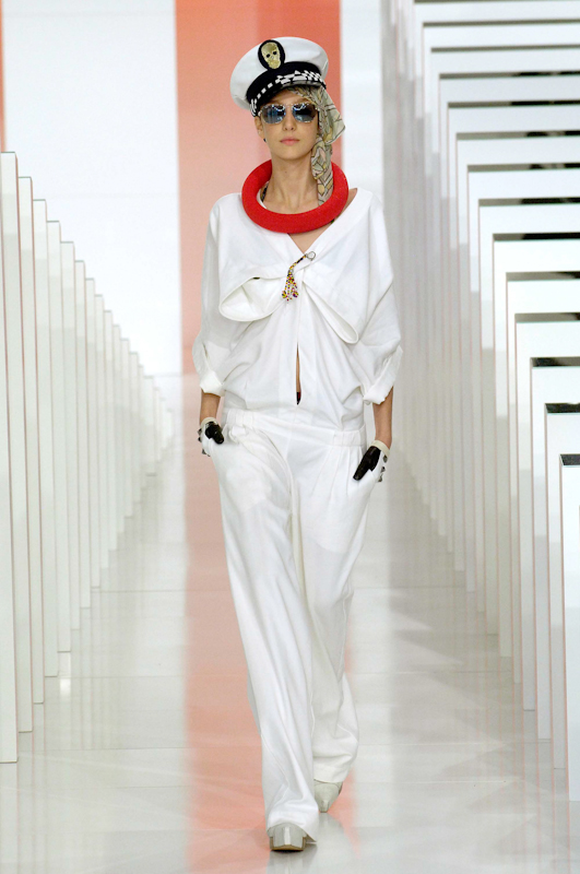 desfile-alexandreherchcovich-saopauloverao2007rtw-124