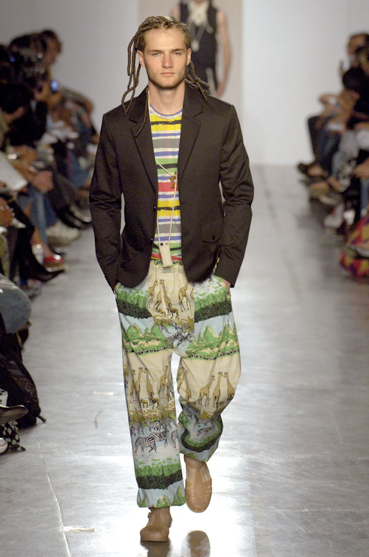 desfile-alexandreherchcovichmen-saopauloverao2007rtw-126