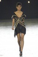 desfile-carlostufvesson-saopauloverao2007rtw-101