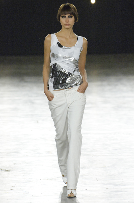 desfile-carlostufvesson-saopauloverao2007rtw-109