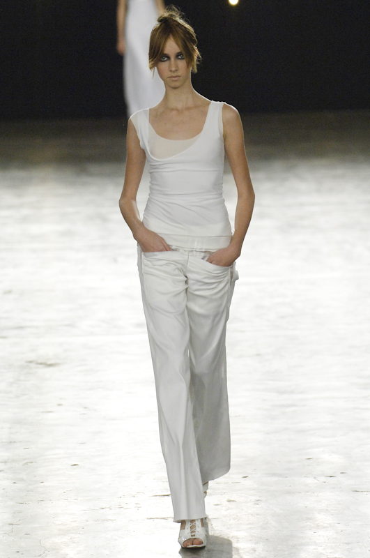 desfile-carlostufvesson-saopauloverao2007rtw-120