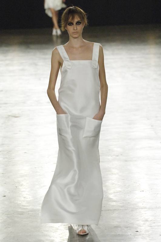 desfile-carlostufvesson-saopauloverao2007rtw-122