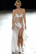 desfile-carlostufvesson-saopauloverao2007rtw-130
