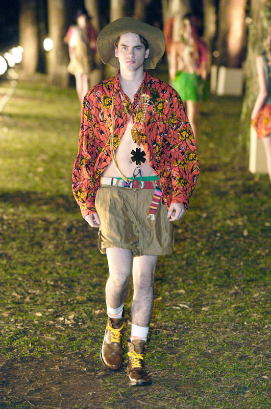 desfile-ellus-saopauloverao2007rtw-112