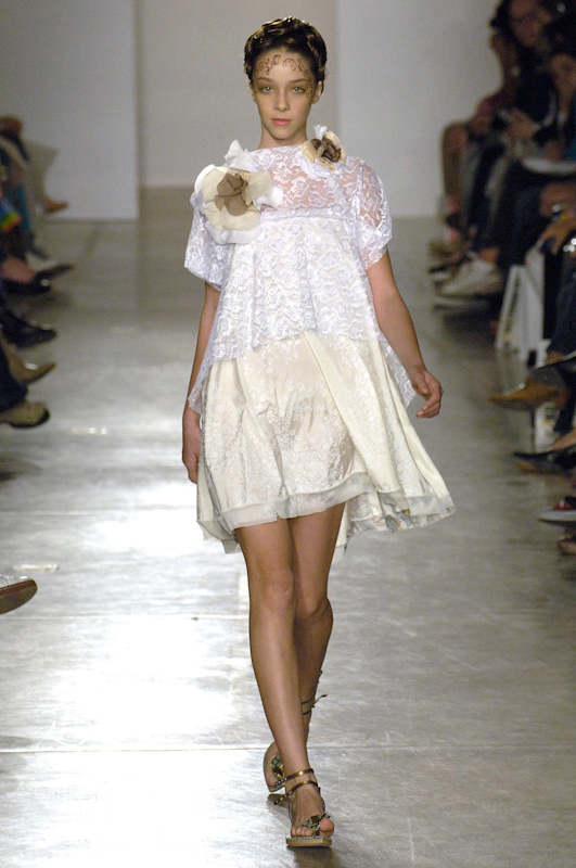desfile-erikaikezili-saopauloverao2007rtw-101