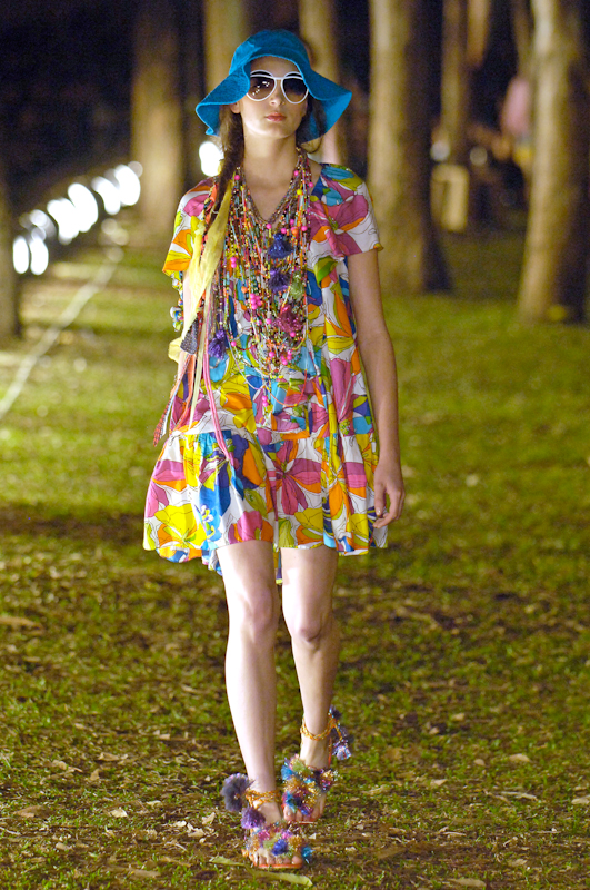 desfile-ellus-saopauloverao2007rtw-134