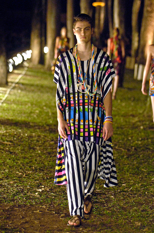 desfile-ellus-saopauloverao2007rtw-148