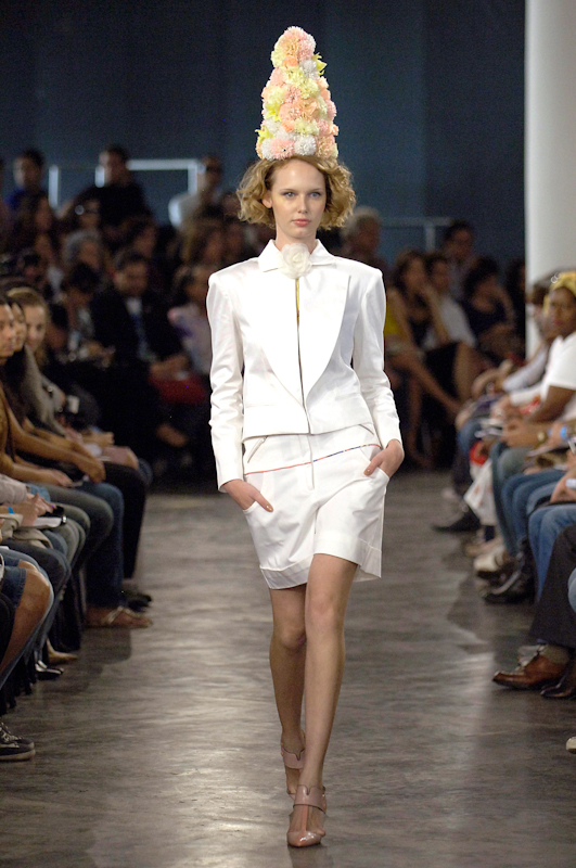 desfile-fabiabercsek-saopauloverao2007rtw-107