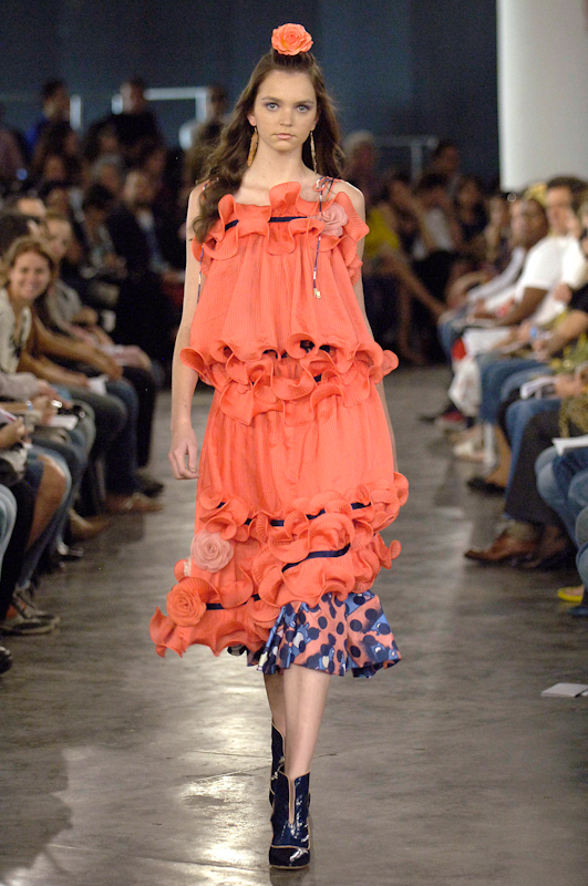 desfile-fabiabercsek-saopauloverao2007rtw-120