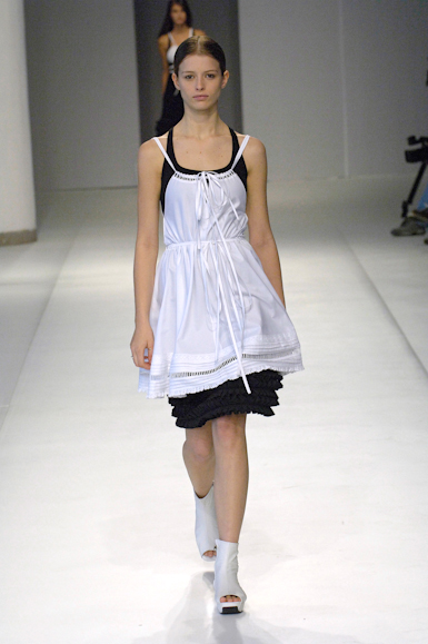 desfile-gloriacoelho-saopauloverao2007rtw-105