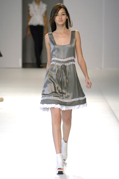 desfile-gloriacoelho-saopauloverao2007rtw-111