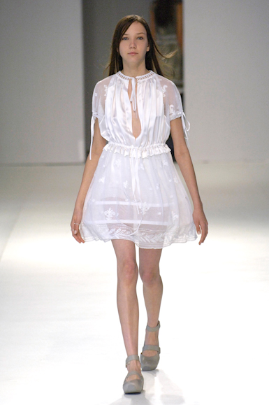 desfile-gloriacoelho-saopauloverao2007rtw-115