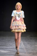 desfile-cavalera-saopauloverao2007rtw-108