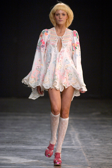 desfile-cavalera-saopauloverao2007rtw-121