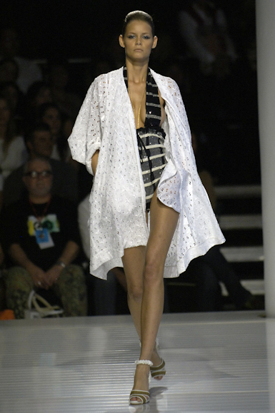 desfile-iodice-saopauloverao2007rtw-134
