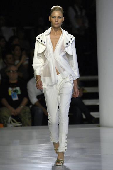 desfile-iodice-saopauloverao2007rtw-143