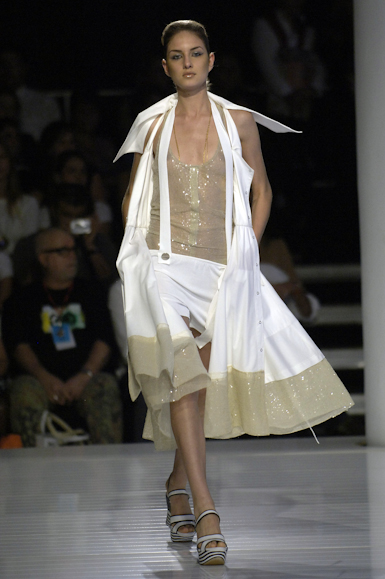 desfile-iodice-saopauloverao2007rtw-145