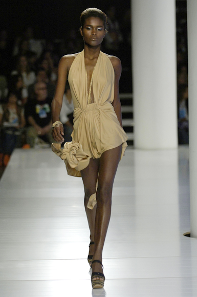 desfile-iodice-saopauloverao2007rtw-149